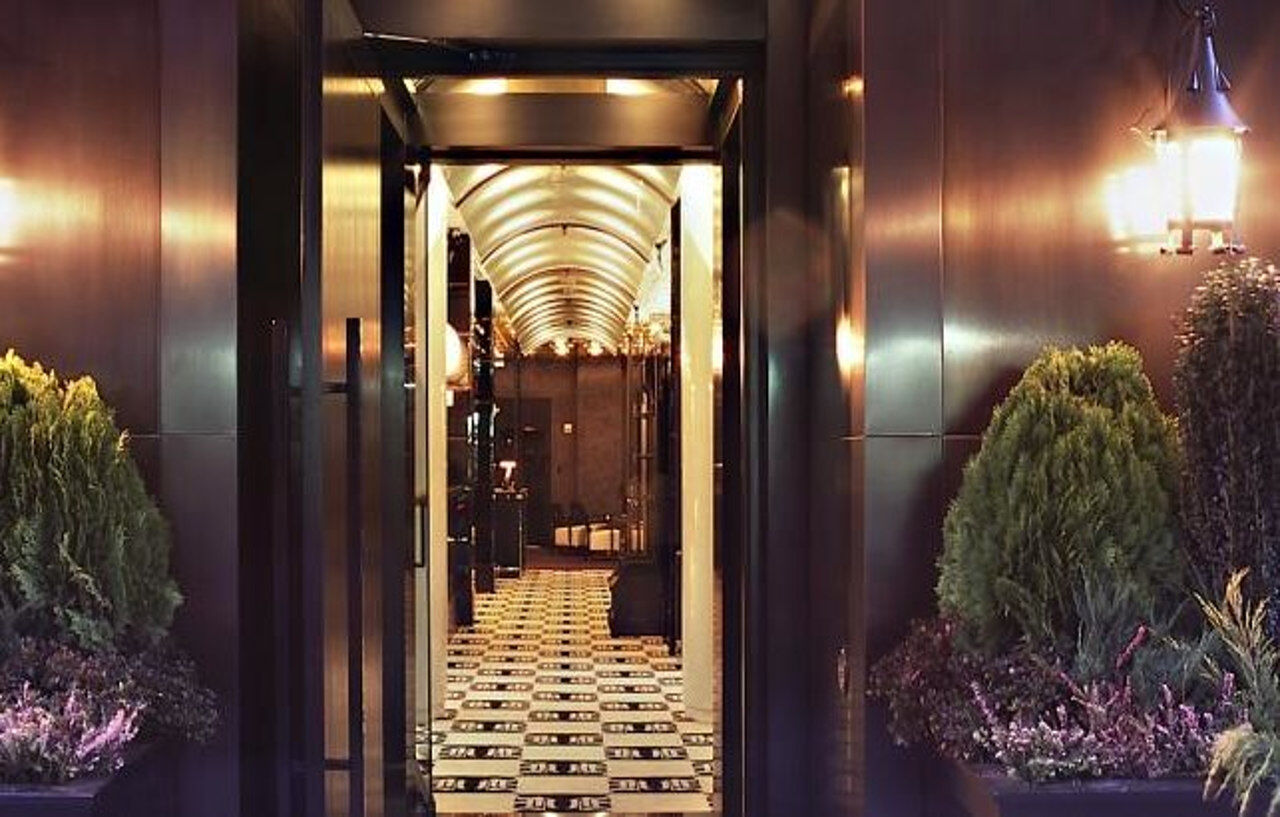 Night By Sb At Times Square Hotel New York