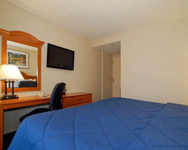 Comfort Jfk Airport 2*