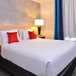 Hotel Red Lion And Brooklyn