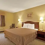 West Farms 2* New York