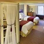 Marriott East Side 4*