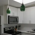 Sandy\'S Place Nyc 1