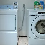 Sandy\'S Place Nyc 1