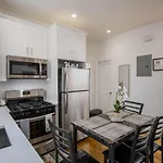 Homestay Floor With Skylight Brooklyn New York