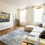 Union Square - Four Bedroom Condo-hotel Apartment New York