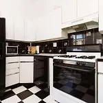 Union Square - Four Bedroom Condo-hotel Apartment