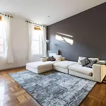 Union Square - Four Bedroom Condo-hotel Apartment New York