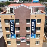 East Hotel 2*
