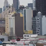 Astoria Delancy Inn & Suites