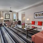 Hotel Omni Berkshire Place