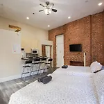 Studio Plus, Next To The Korea-Town