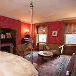 The At Irving Place