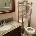 A Lavish In Queens * New York