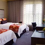 Opera House 3*