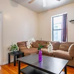 Eastern Parkway Guest House