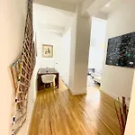Luxury Apartments Next To Times Square *