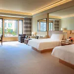 Hotel Four Seasons 5*