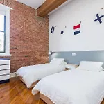 Habitat 101brooklyn Apartment