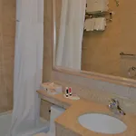 Royal Hotel