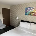 Mimosa Hotel