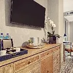 Hotel Artezen New York