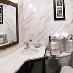 Days By Wyndham Brooklyn Marine Park Hotel New York