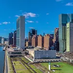 3 Bedrooms 2 Stops To Manhattan