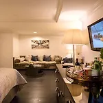 The Michelangelo Hotel