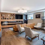 Hotel Comfort Jfk Airport 2*