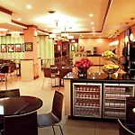 Apartment The At Times Square