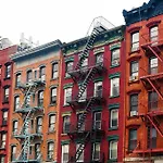 Sanctuary Nyc Retreats Guest house