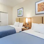 Days By Wyndham Brooklyn Crown Heights 2*