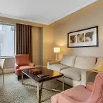 Omni Berkshire Place 4*