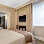 Hotel Omni Berkshire Place New York