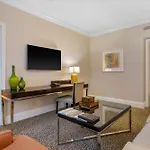 Hotel Omni Berkshire Place 4*