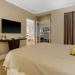 Omni Berkshire Place New York