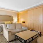 Omni Berkshire Place New York