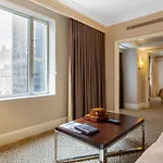 Hotel Omni Berkshire Place 4*