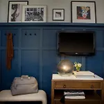 Redford Hotel 3*