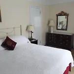 Hotel Roger Smith