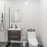 Luxe Studio Apt With Charming Juliet Balcony
