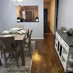 Quiet 3 Bedroom In Private Apartment *