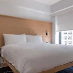 Arlo Soho