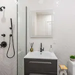 Holiday home Luxe Studio Apt With Charming Juliet Balcony New York