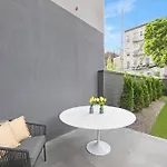 149bk-101 New Construction 2br Private Garden W-d *