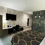 Super 8 By Wyndham Bronx Near Botanical Garden Hotel New York