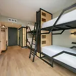 Moxy Brooklyn Williamsburg Hotel New York