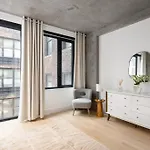 Stunning Penthouse In Chelsea