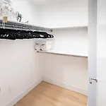 Stunning Penthouse In Chelsea Apartment *