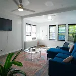 Beautiful 3-Bedroom Home In Brooklyn With Parking